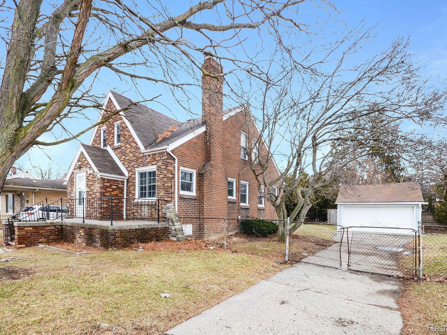 15065 Lincoln Ave Eastpointe, MI 48021 - Thumbnail 4