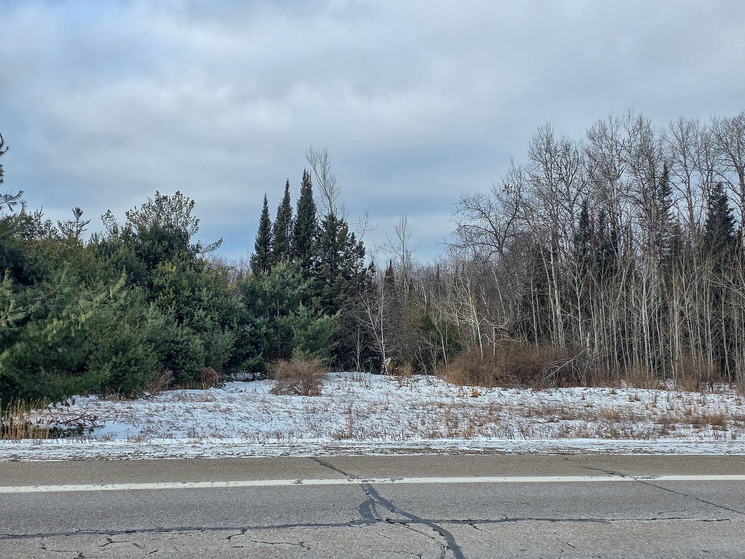 V/l #M-68 Millersburg, MI 49759 - Thumbnail 4