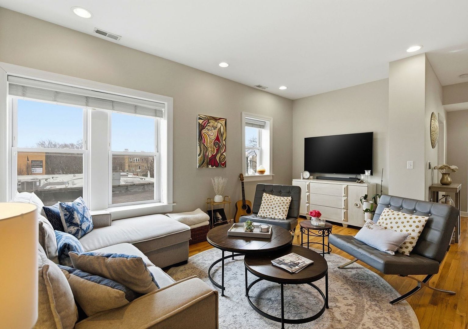 121 Callan Ave APT 3S Evanston, IL 60202 - Thumbnail 4