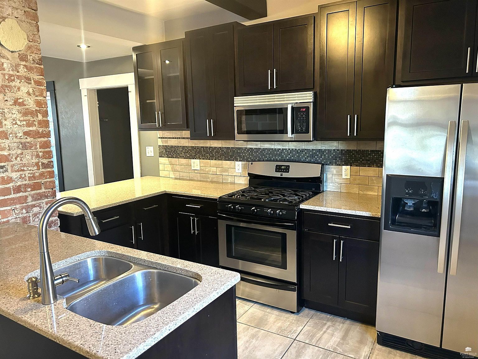 112 S Martin Luther King Jr Dr Manhattan, KS 66502 - Thumbnail 4