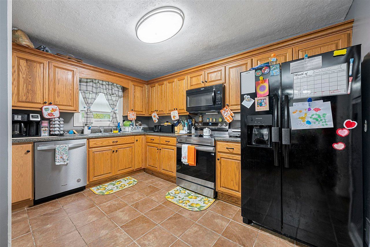 1424 Longview Dr Bowling Green, KY 42101 - Thumbnail 4