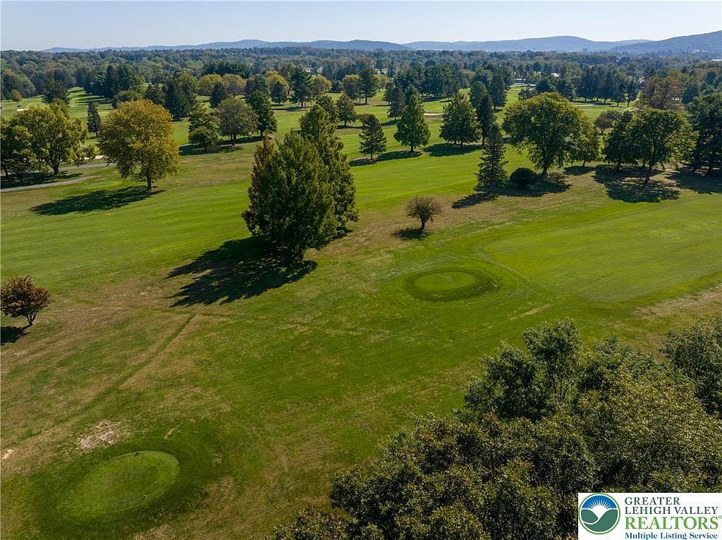 Rosewood Dr Bethlehem, PA 18017 - Thumbnail 4