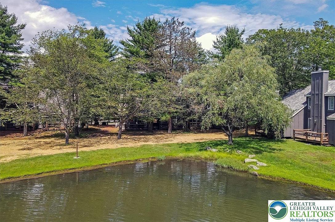 214 Snow Ridge Cir Lake Harmony, PA 18624 - Thumbnail 4