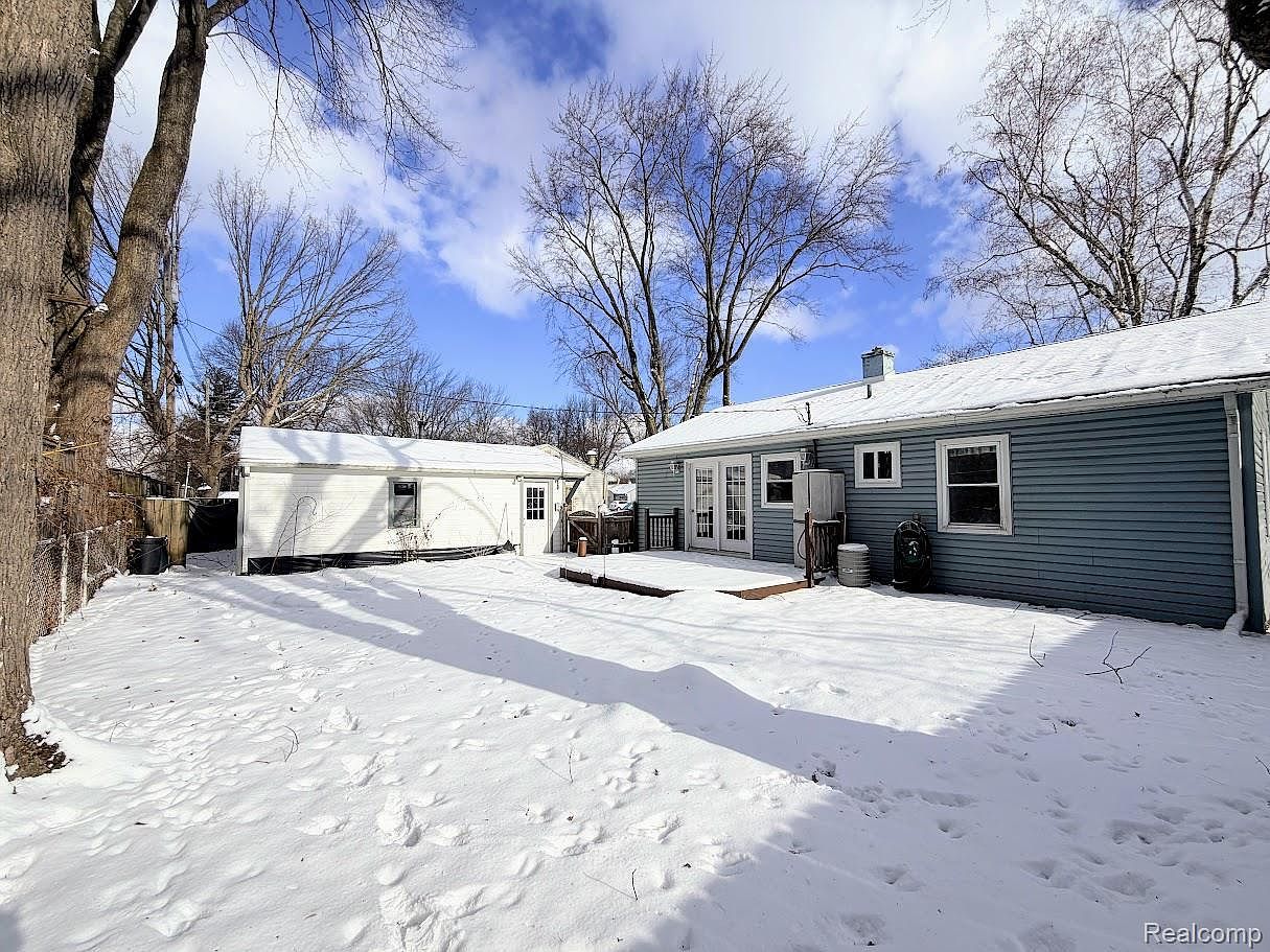 5940 Daniels St Taylor, MI 48180 - Thumbnail 4