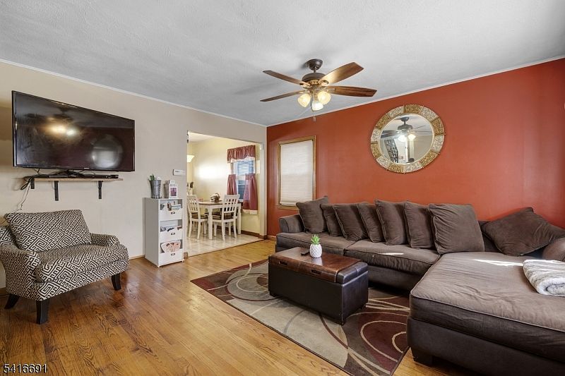 232 Laurel Ave Maplewood, NJ 07040 - Thumbnail 4