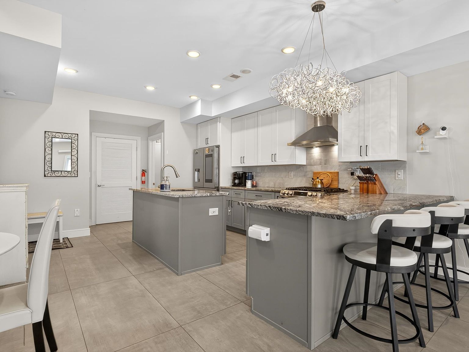1175 Summit Ave #2 Jersey City, NJ 07307 - Thumbnail 4