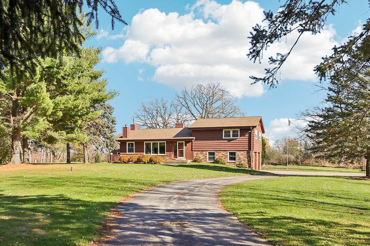 W398N8740 Amber Ln Ixonia, WI 53036 - Thumbnail 4