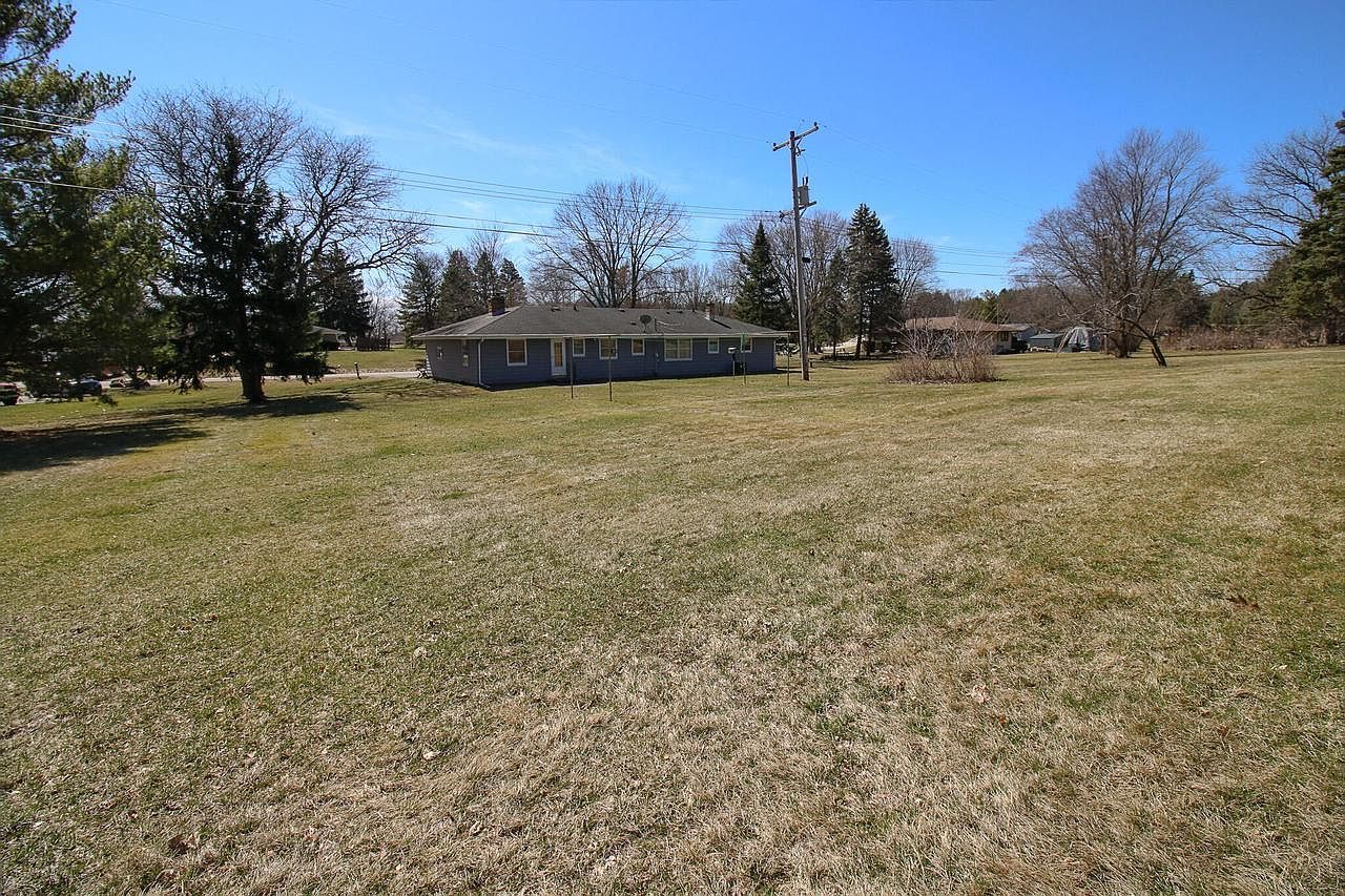 W270N390 Arrowhead Trl Waukesha, WI 53188 - Thumbnail 4