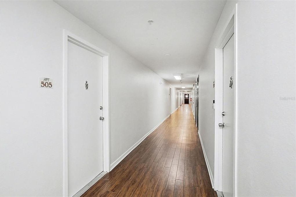 406 S Cedar Ave #505 Tampa, FL 33606 - Thumbnail 4