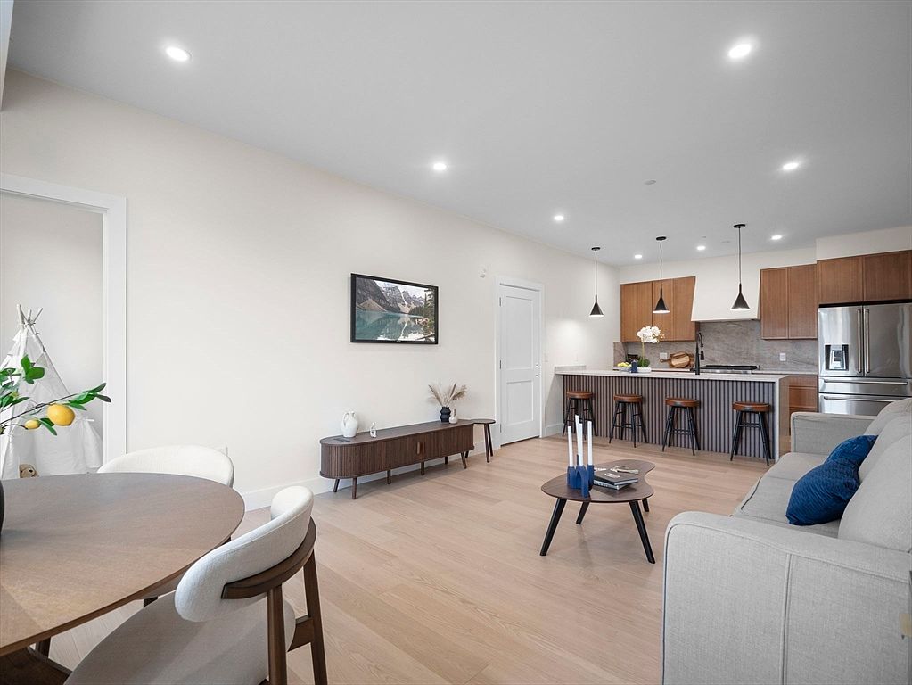 106-108 Bunker Hill St #1 Charlestown, MA 02129 - Thumbnail 4