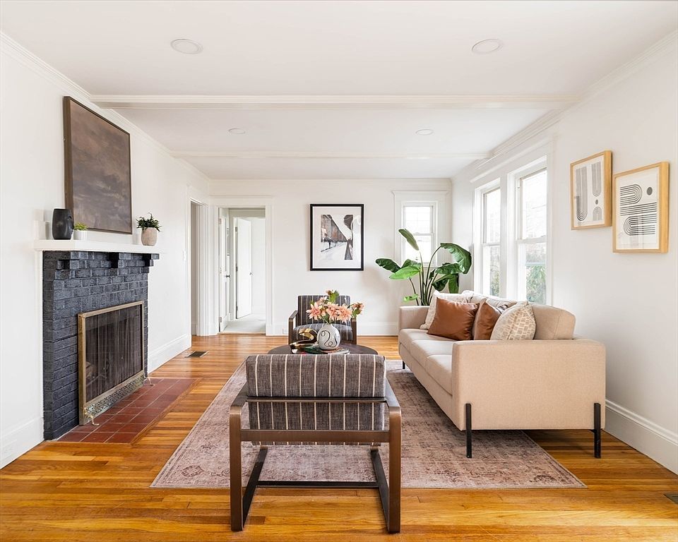 652 Belmont St #1 Watertown, MA 02472 - Thumbnail 4