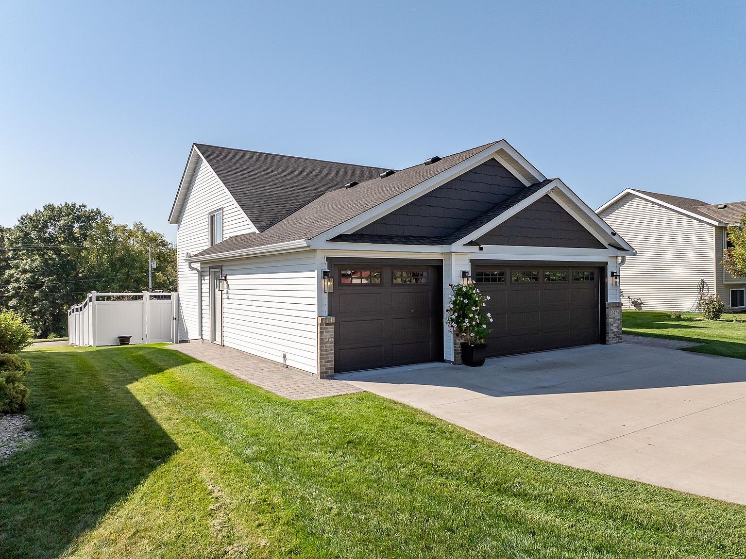 1424 Hillside Ct Sauk Rapids, MN 56379 - Thumbnail 4