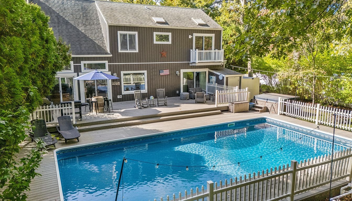 107 Spinney Rd East Quogue, NY 11942 - Thumbnail 4