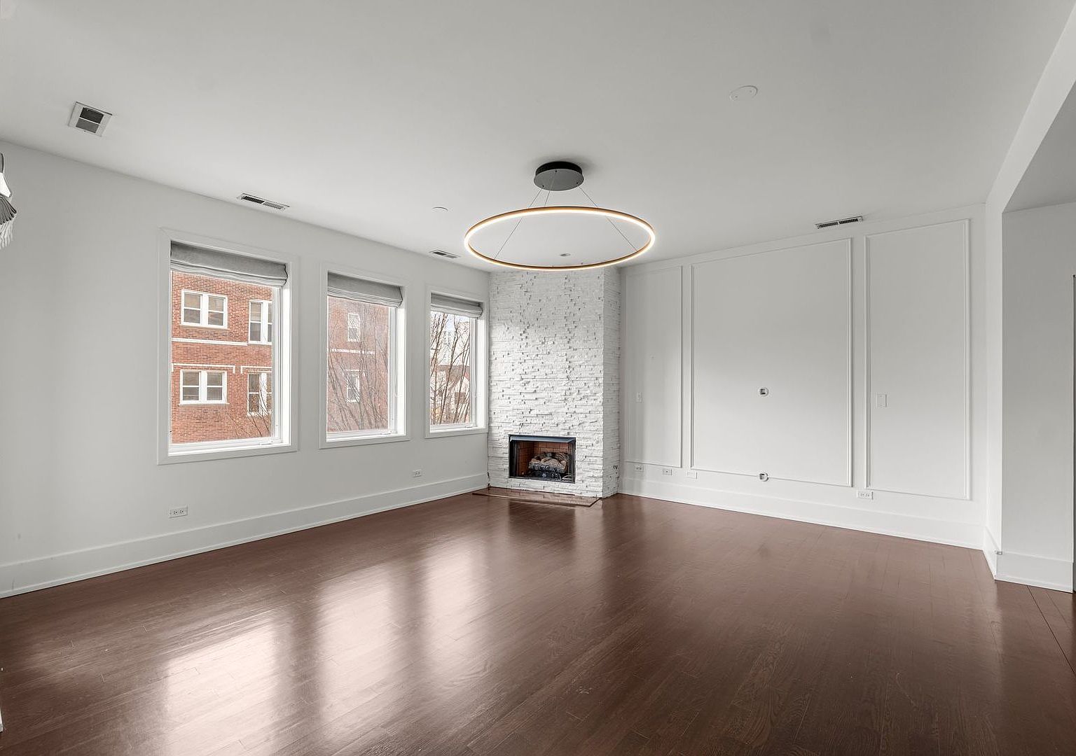 2352 W Shakespeare Ave Unit 2C Chicago, IL 60647 - Thumbnail 4