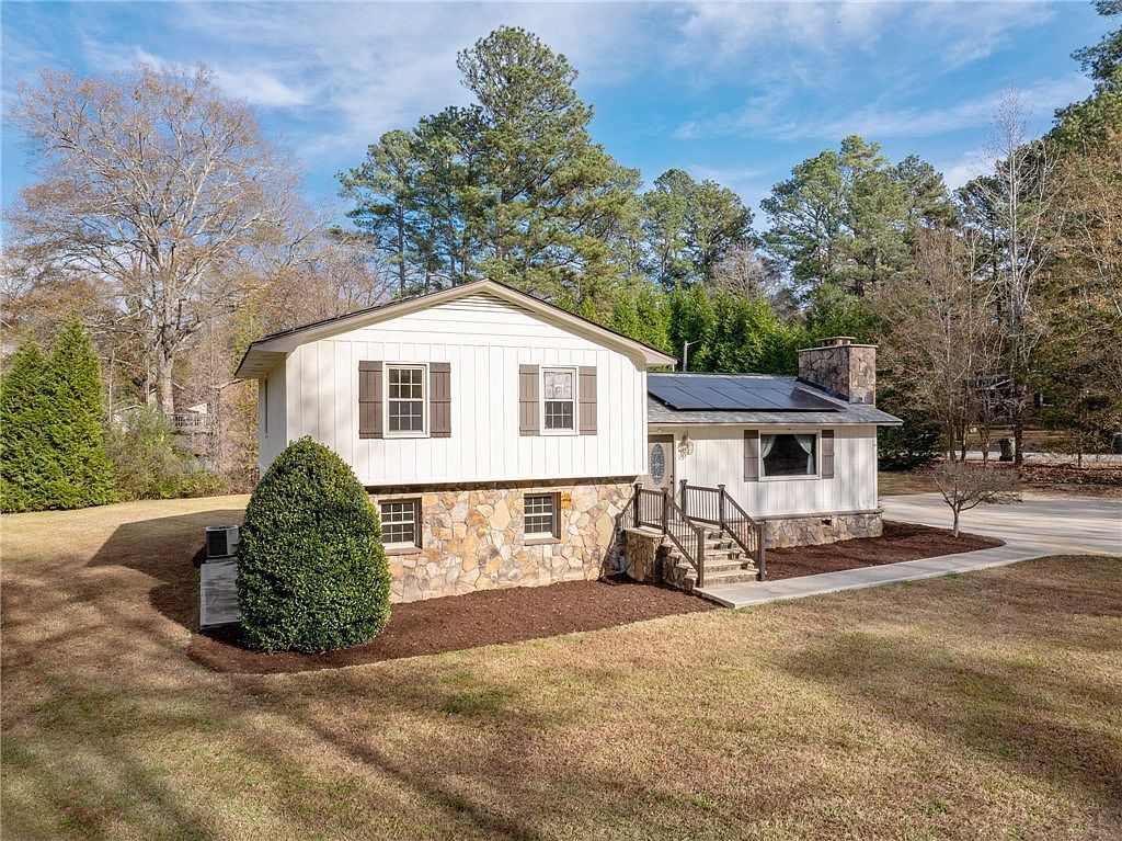 615 Spring Forest Dr Central, SC 29630 - Thumbnail 4