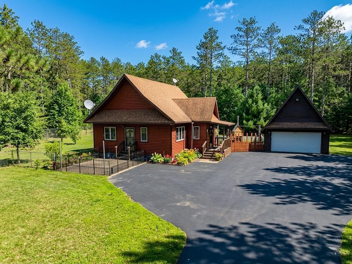 1814 8th Dr Friendship, WI 53934 - Thumbnail 4