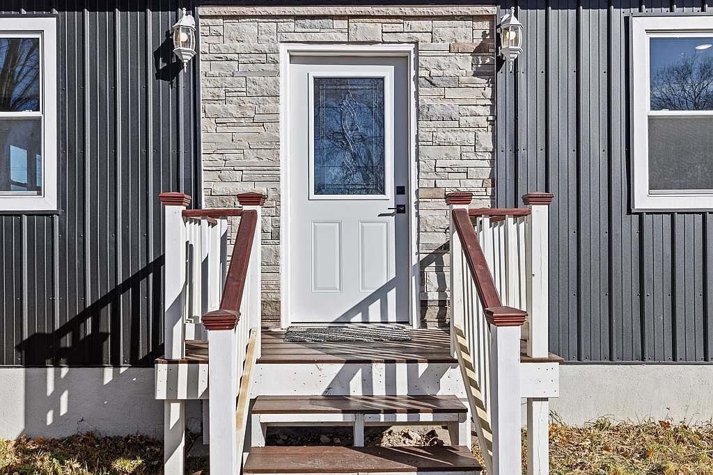 409 4th St W Canby, MN 56220 - Thumbnail 4