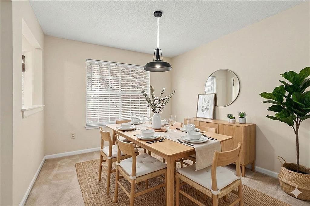 6811 Edmonton Ct Lithonia, GA 30058 - Thumbnail 4