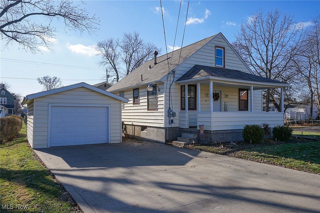 818 Wyoming Pl NE Massillon, OH 44646 - Thumbnail 4