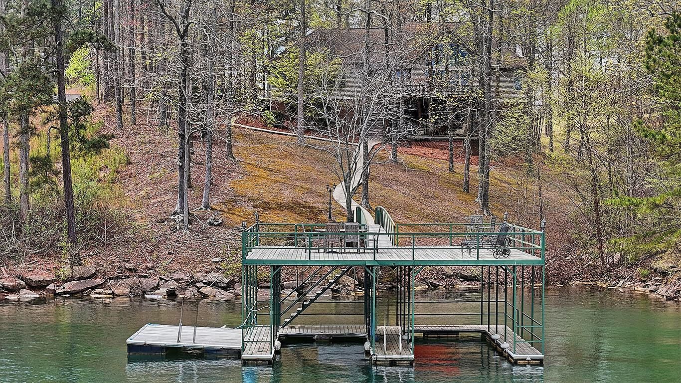 553 S Pointe Dr Arley, AL 35541 - Thumbnail 4