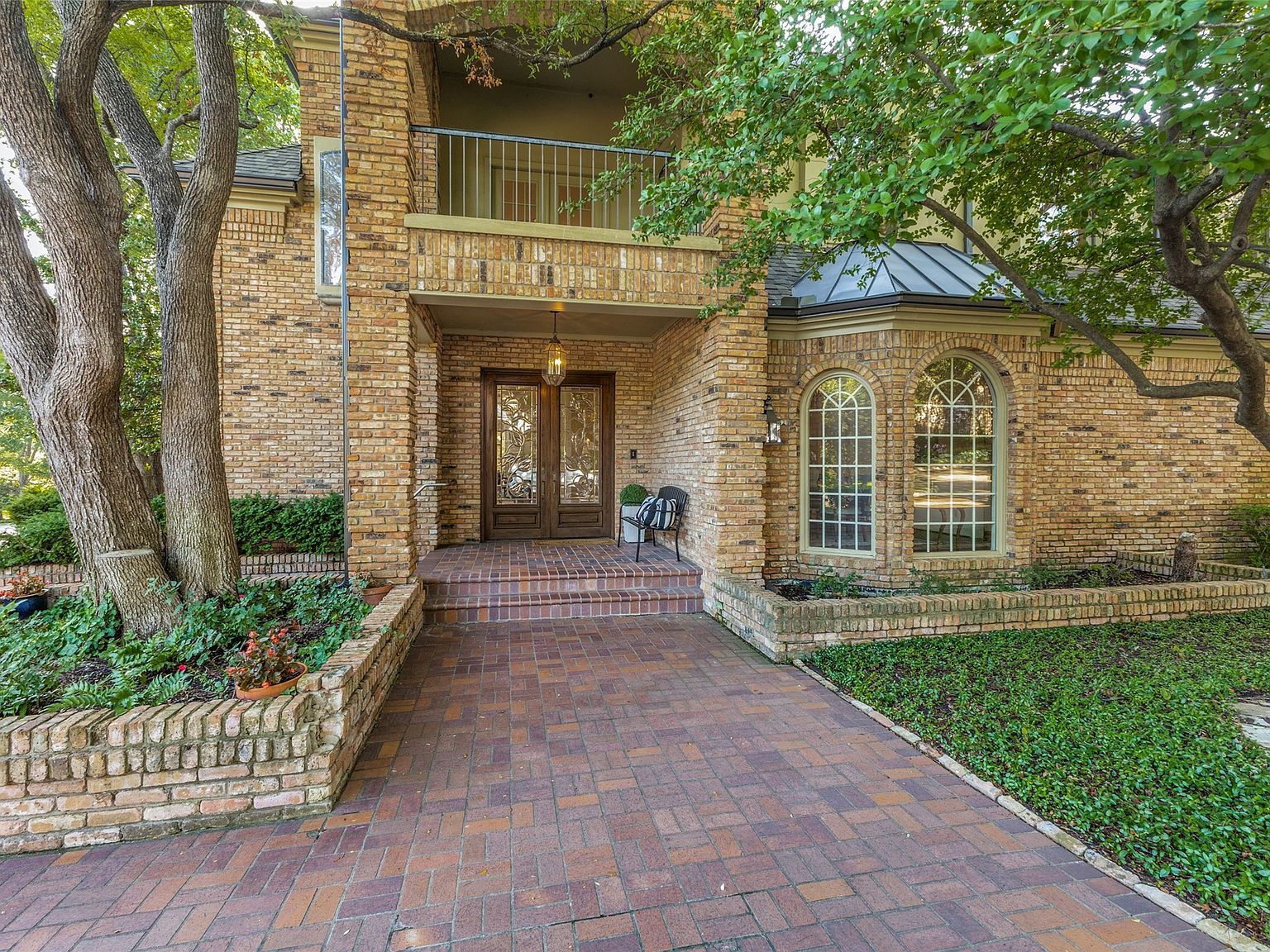 7740 Glen Albens Cir Dallas, TX 75225 - Thumbnail 4