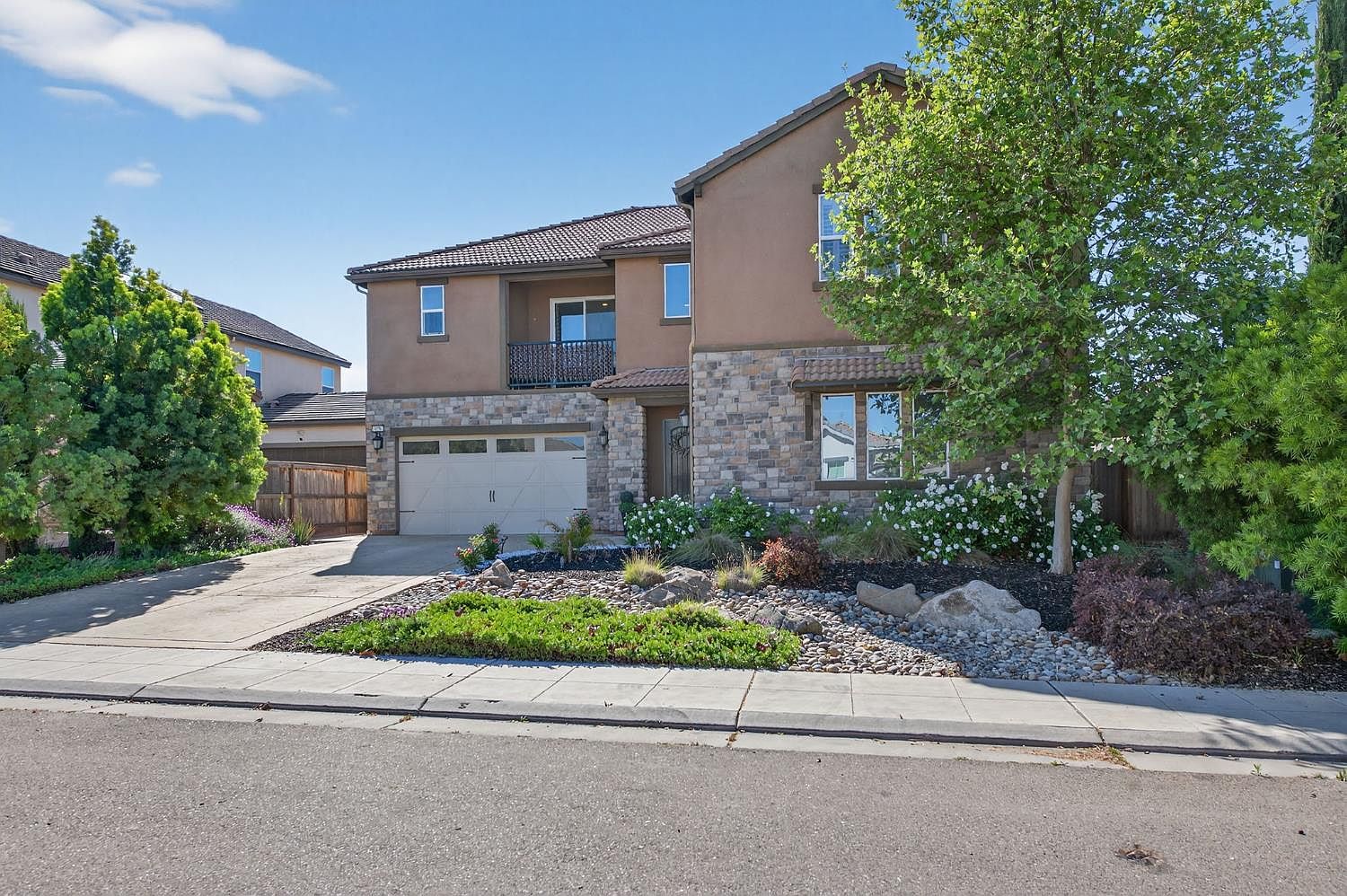 638 Mesa Dr S Madera, CA 93636 - Thumbnail 4