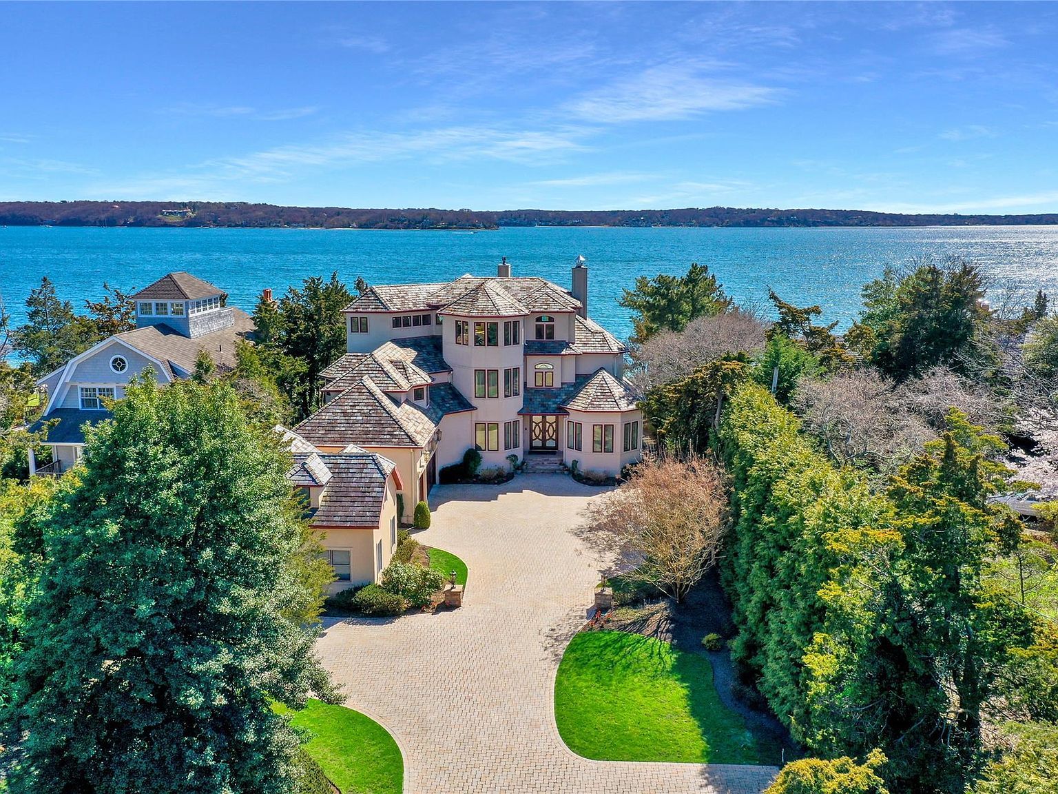 265 Asharoken Ave Northport, NY 11768 - Thumbnail 4