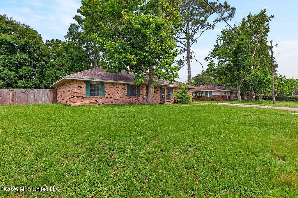 305 Joyce Ave Long Beach, MS 39560 - Thumbnail 4
