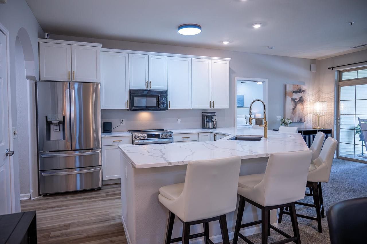 670 E Lake Ave #203 Wisconsin Dells, WI 53965 - Thumbnail 4
