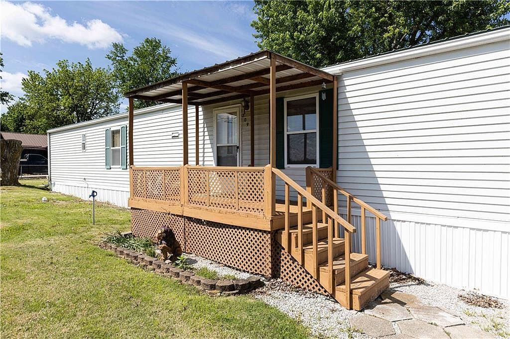 309 North St Windsor, MO 65360 - Thumbnail 4