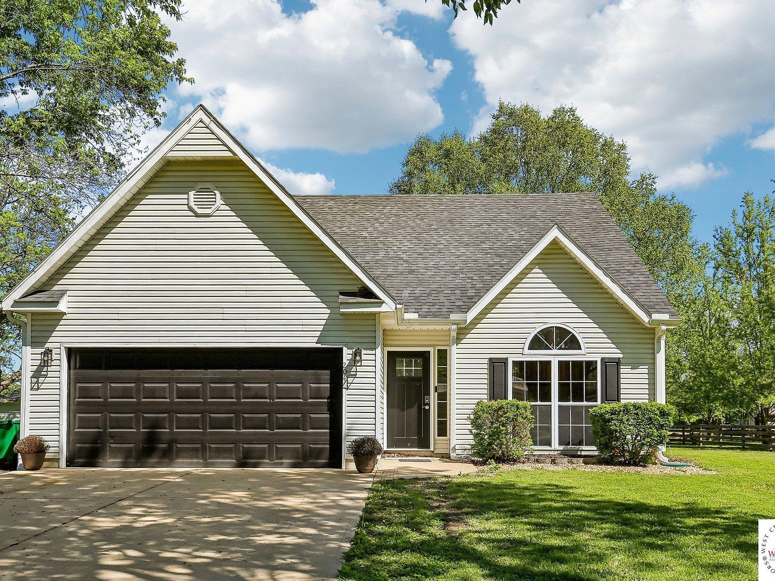 204 E 8th St Adrian, MO 64720 - Thumbnail 4