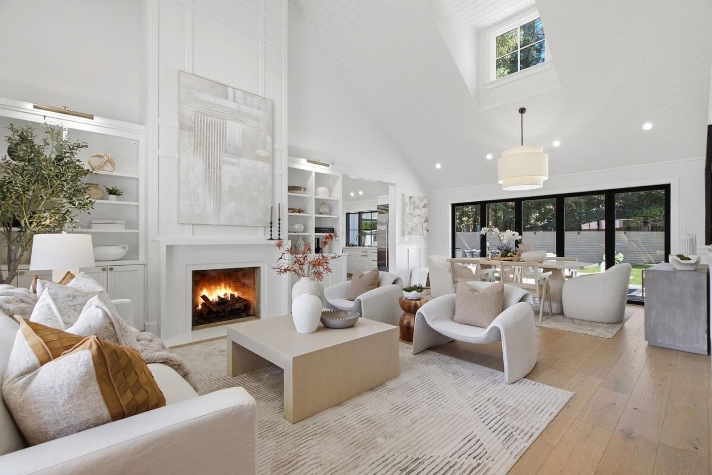 1052 Echo Dr Los Altos, CA 94024 - Thumbnail 4