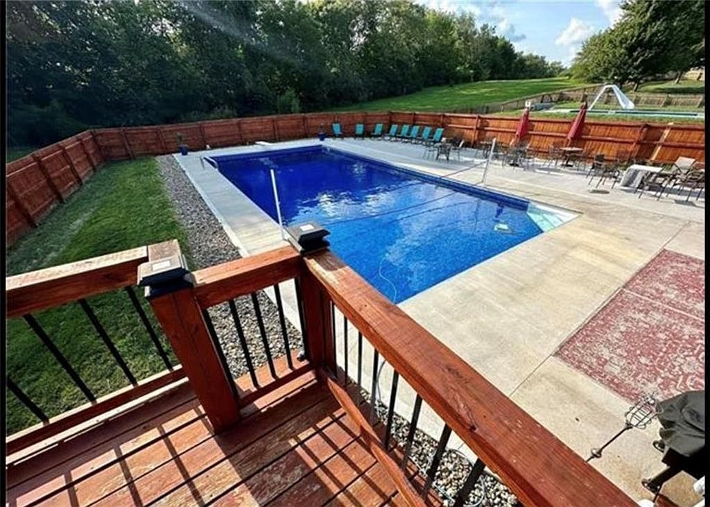 4007 Bennington Dr Saint Joseph, MO 64506 - Thumbnail 4