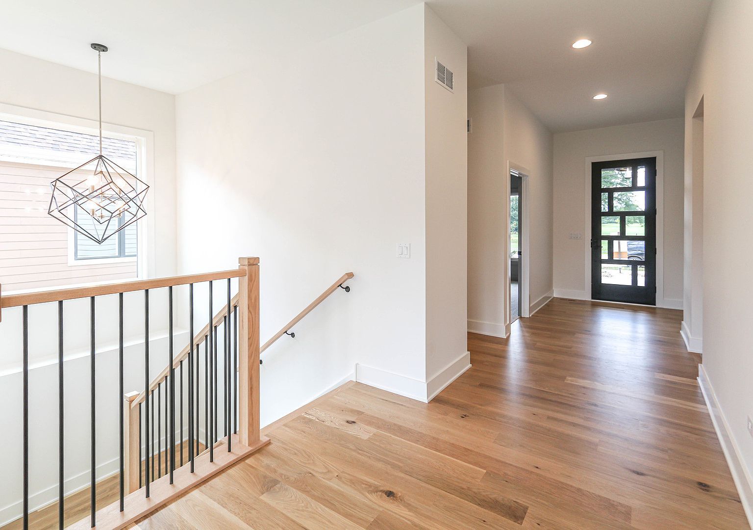 1033 Emerald Dr Naperville, IL 60563 - Thumbnail 4