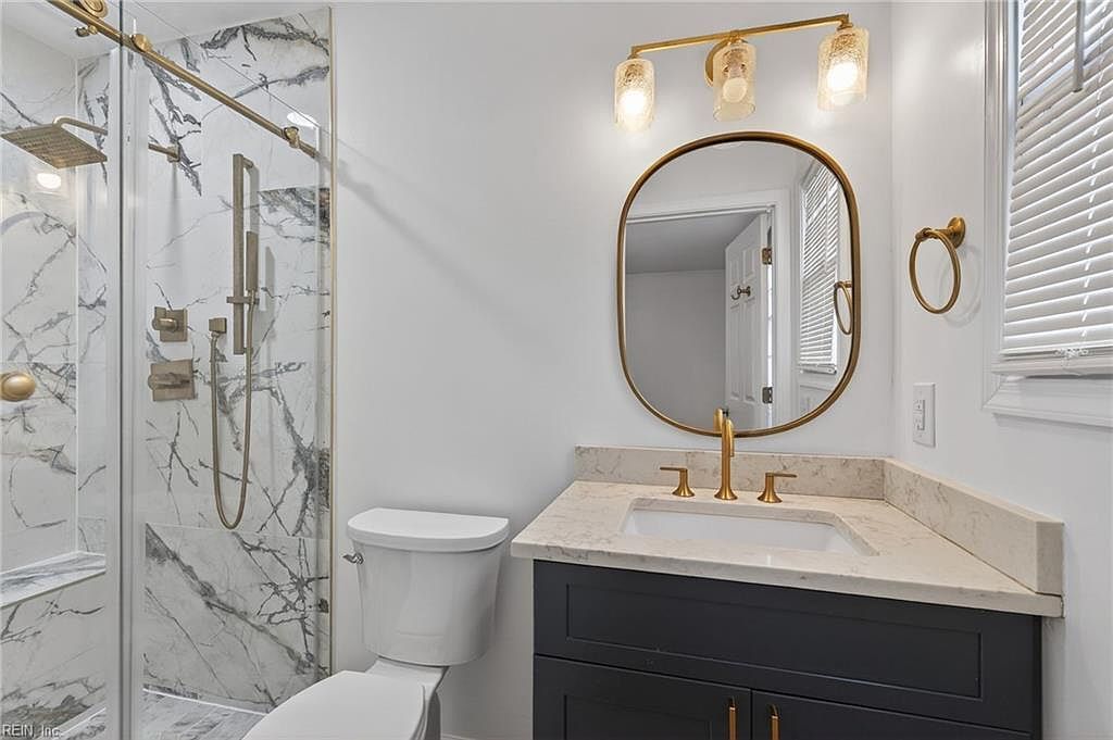 217 Cedar Rd Chesapeake, VA 23322 - Thumbnail 4