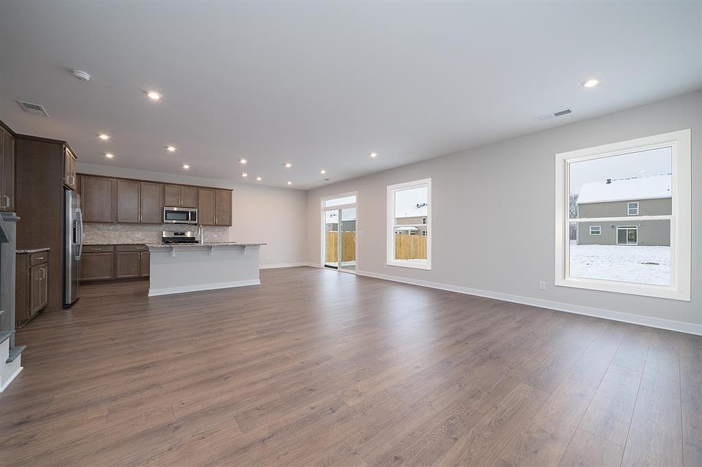 2091 Pebble Wood Dr Owensboro, KY 42303 - Thumbnail 4