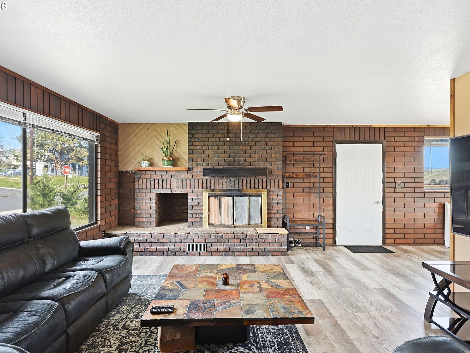 1100 W 2nd St Arlington, OR 97812 - Thumbnail 4