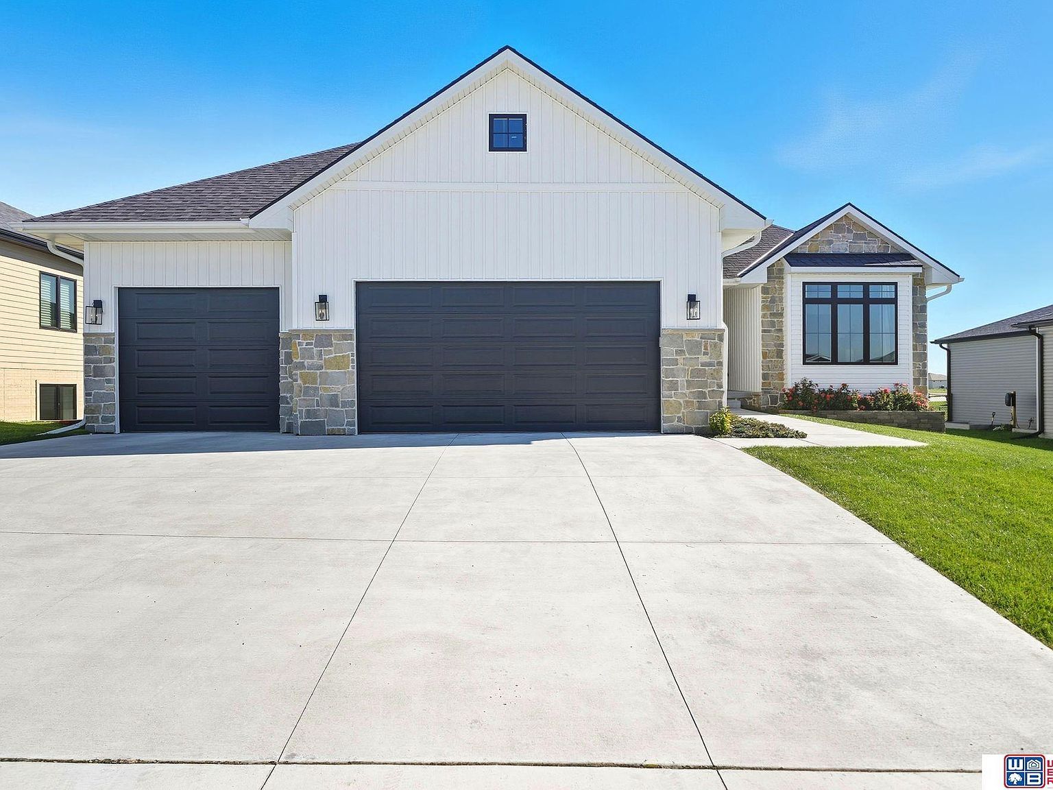 1028 Asher Ave Hickman, NE 68372 - Thumbnail 4