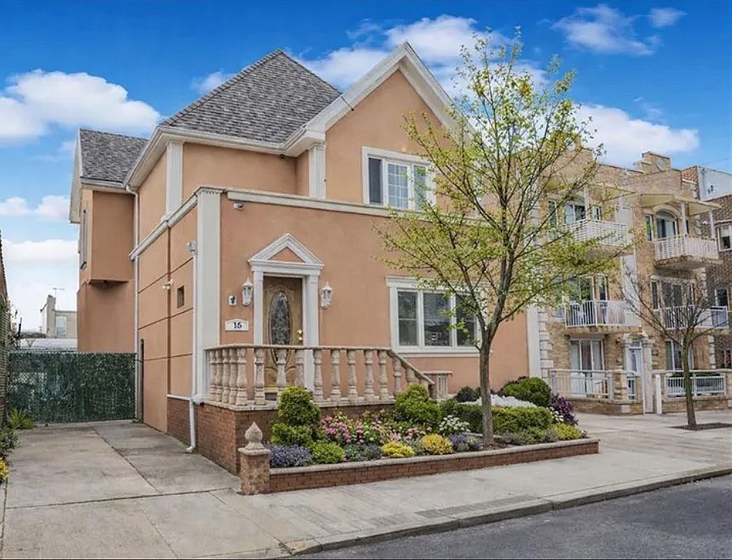 15 Van Sicklen St Brooklyn, NY 11223 - Thumbnail 4