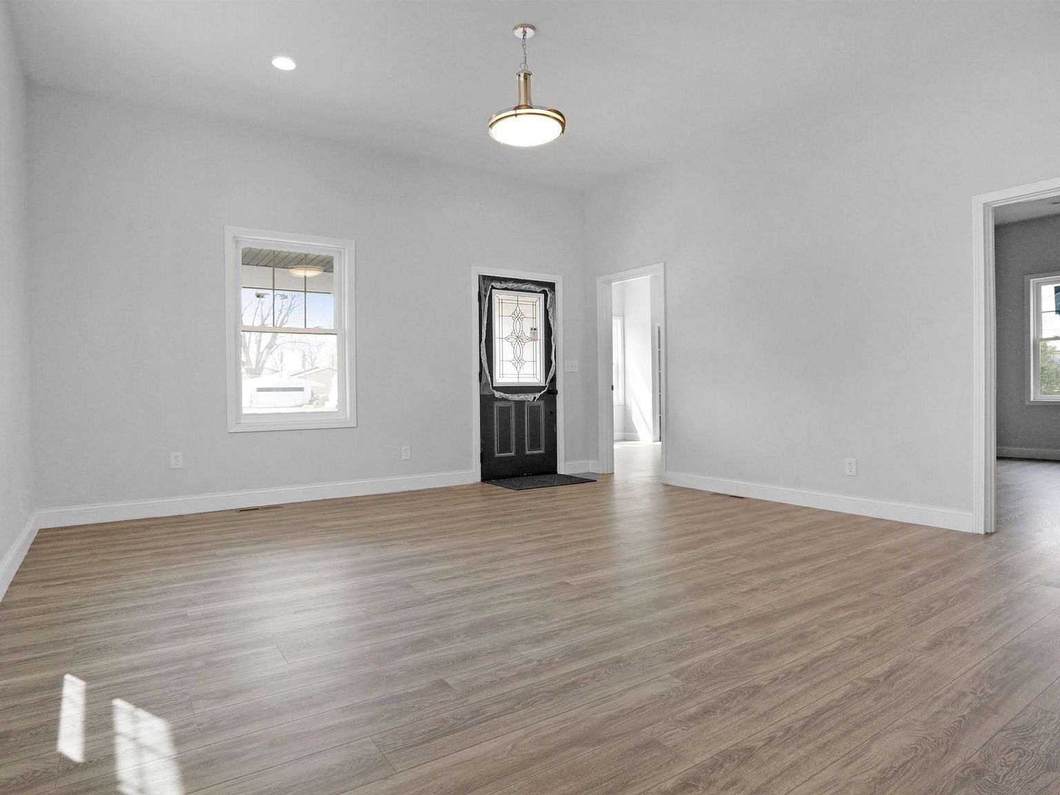 407 W 4th St Mount Vernon, IN 47620 - Thumbnail 4