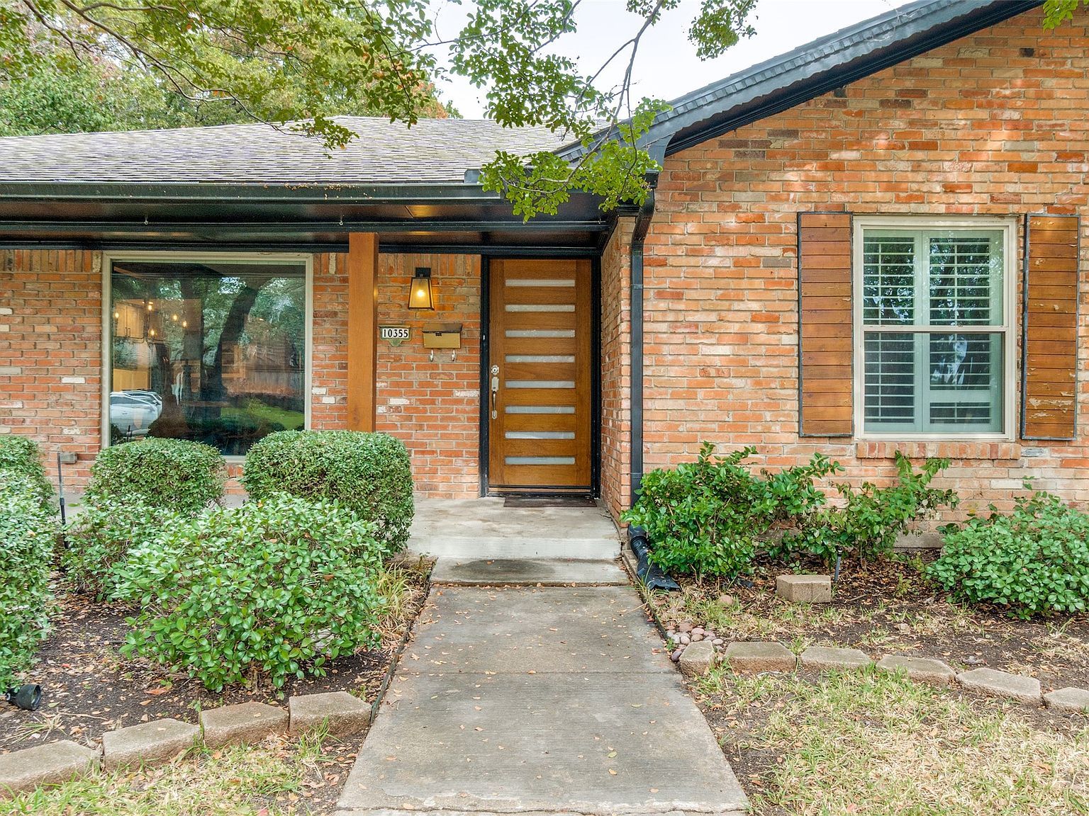 10355 Carry Back Cir Dallas, TX 75229 - Thumbnail 4