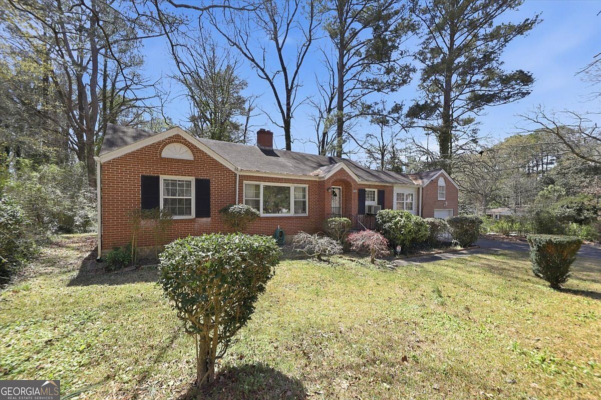 1930 Cummings Dr SW Atlanta, GA 30311 - Thumbnail 4