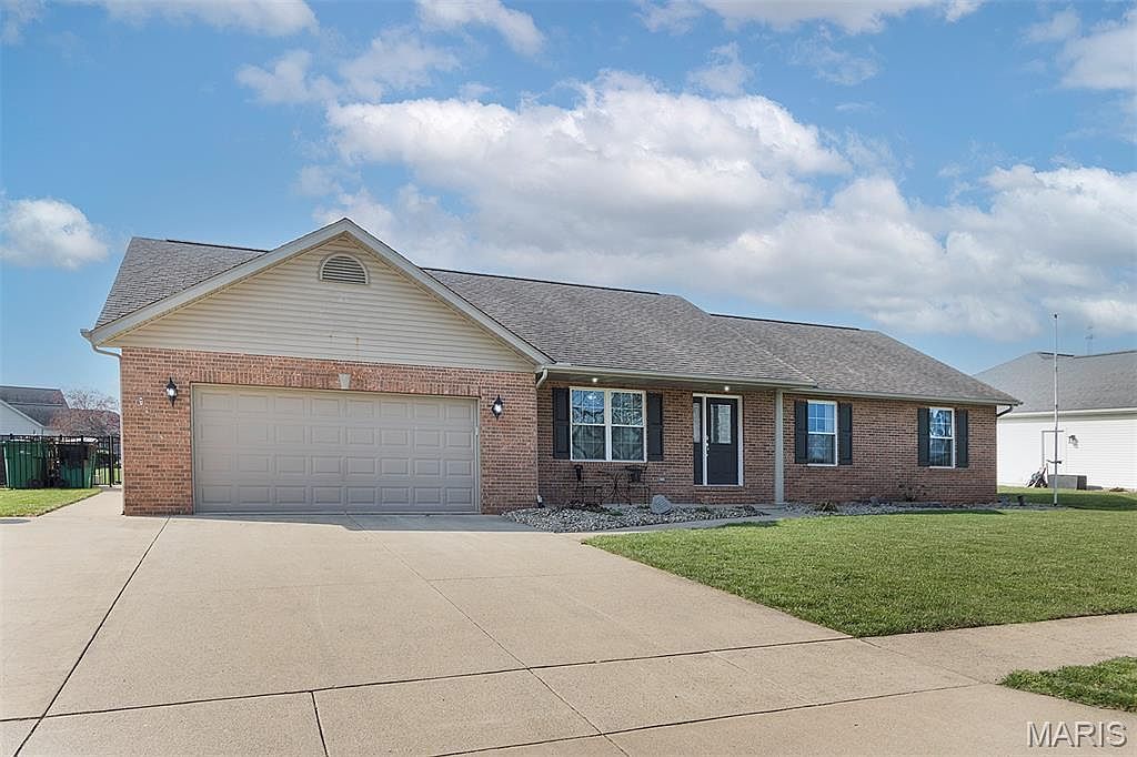 10004 Holy Cross Ln Breese, IL 62230 - Thumbnail 4