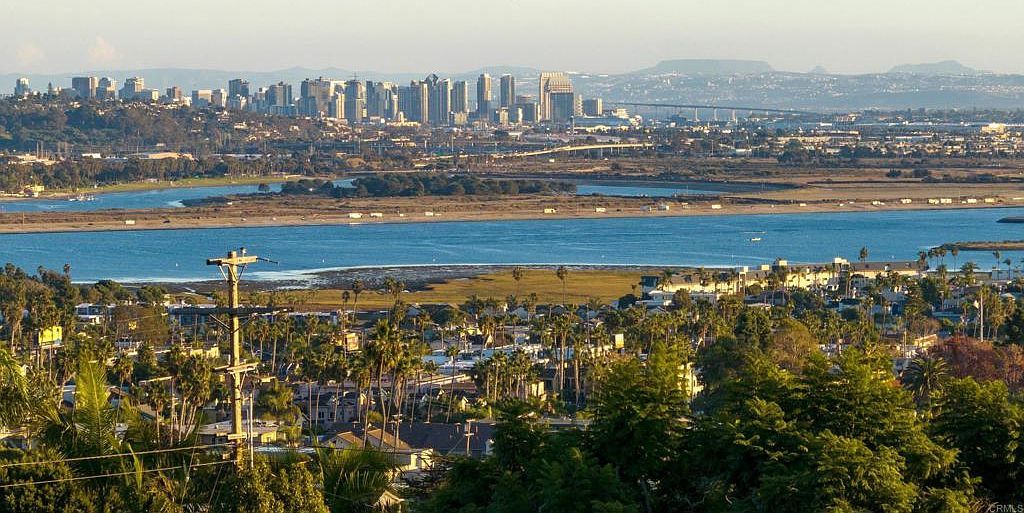 1645 Los Altos Rd San Diego, CA 92109 - Thumbnail 4