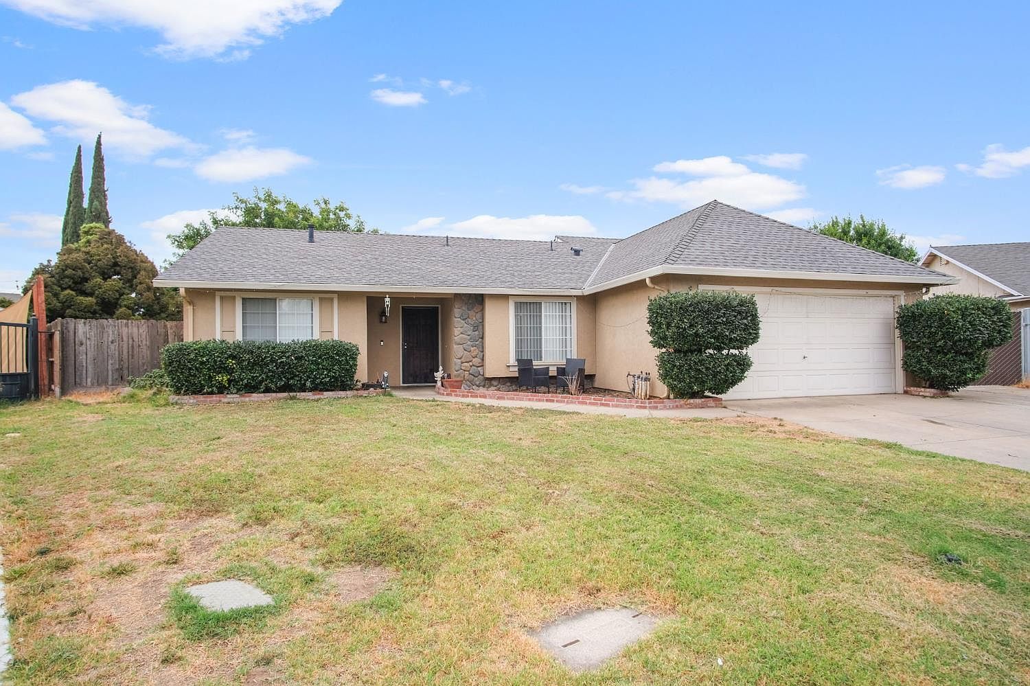 328 Burns Creek Ct Waterford, CA 95386 - Thumbnail 4