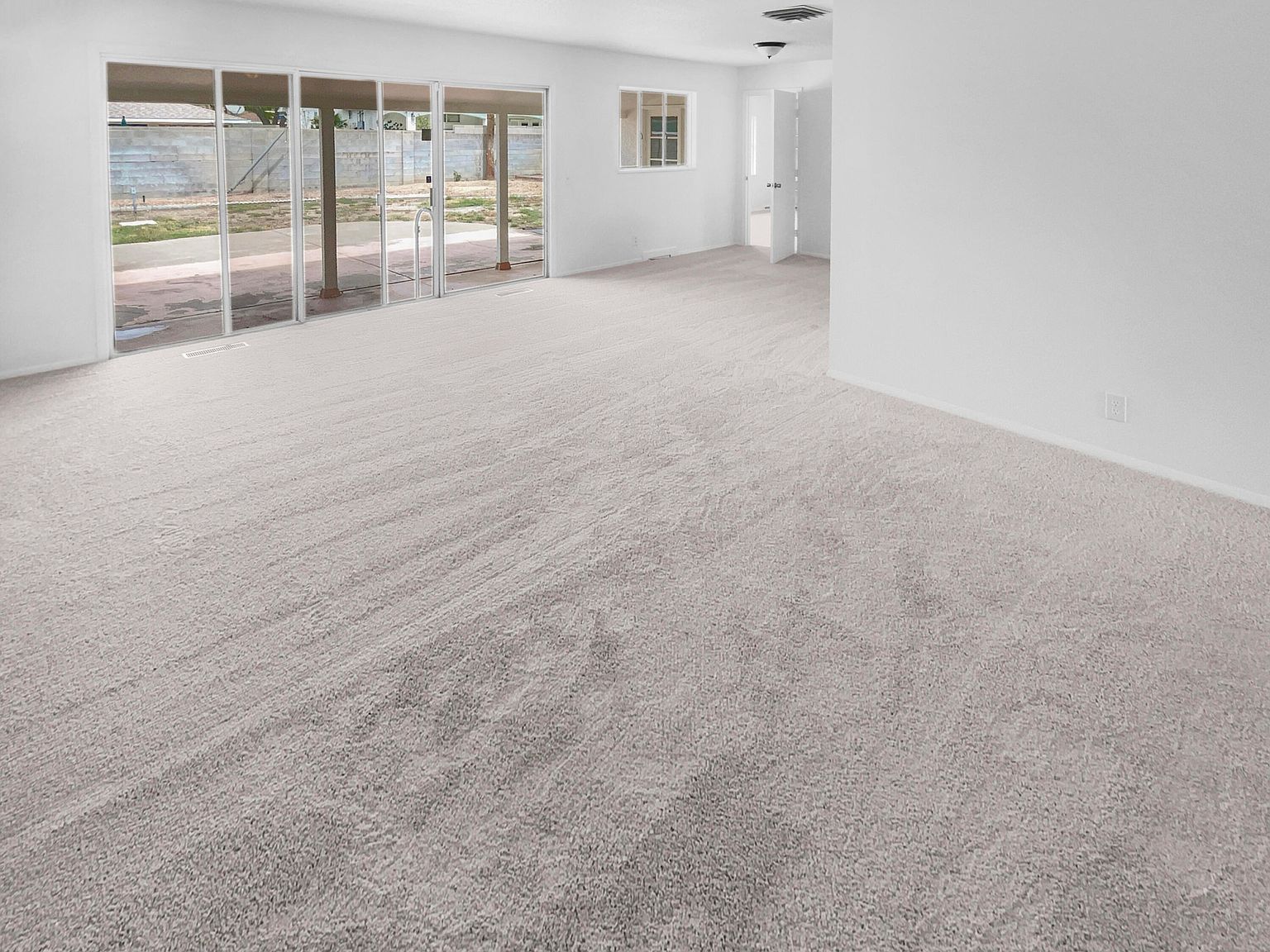 7001 Edwina Ave NE Albuquerque, NM 87110 - Thumbnail 4