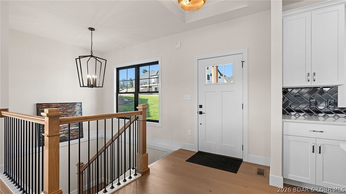 325 Mission Bay Dr Camdenton, MO 65020 - Thumbnail 4