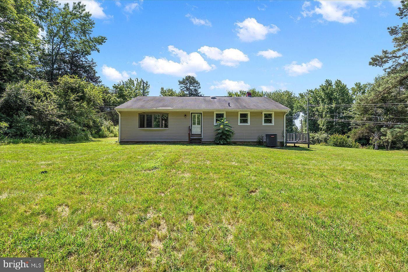 64 Peach Tree Ln Fredericksburg, VA 22406 - Thumbnail 4