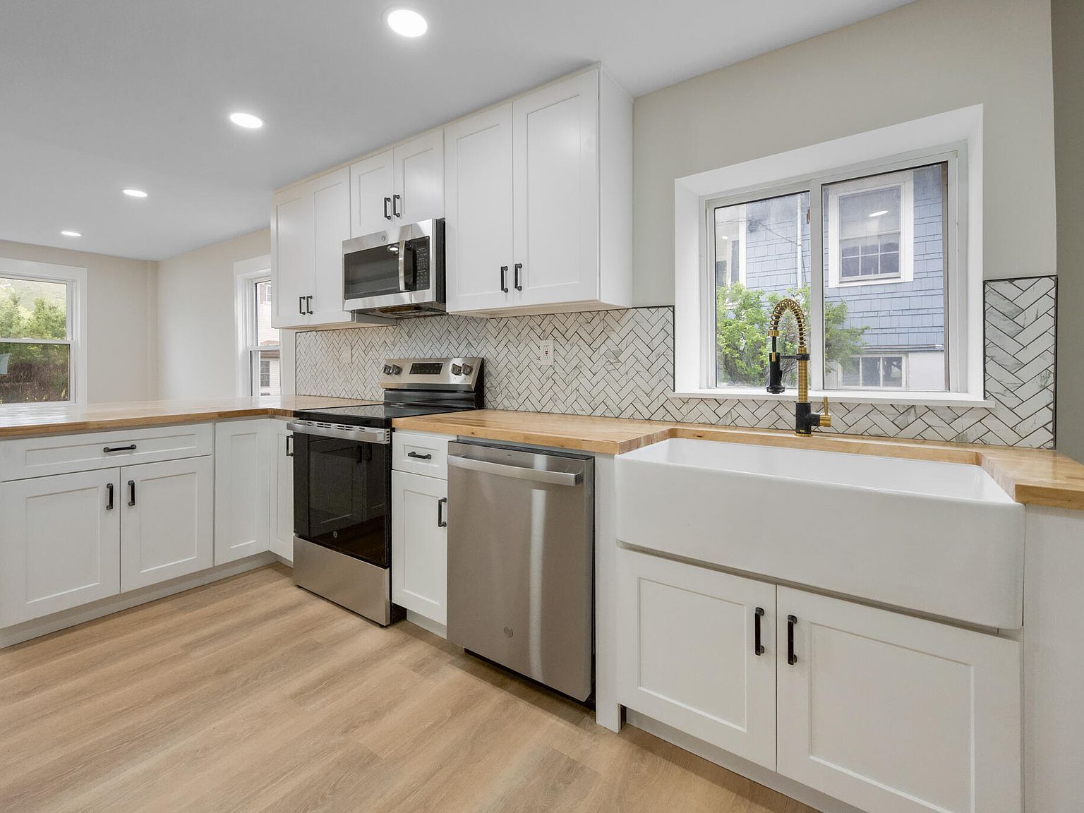 50 14th St Bangor, ME 04401 - Thumbnail 4