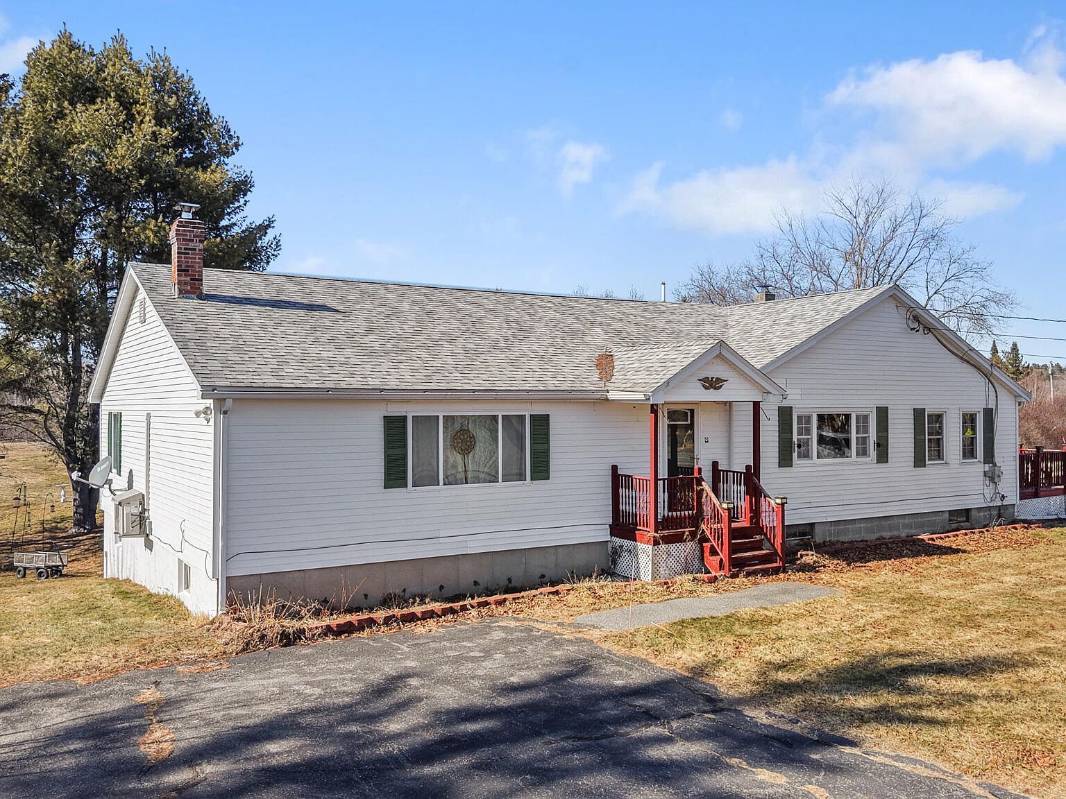 210 Billings Rd Hermon, ME 04401 - Thumbnail 4